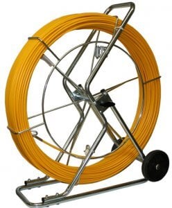 FV6-11-120  Ø NAALD 11,0 mm .Glasvezelnaalden zijn de meest efficiënte manier om kabels of trekkoorden in ondergrondse leidingen te trekken. Haspel lengte 120mtr