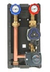 Set voor het aansluiten van een lage temperatuur cv-systeem op een hogere temperatuur buffervat, inclusief pomp en servomotor
