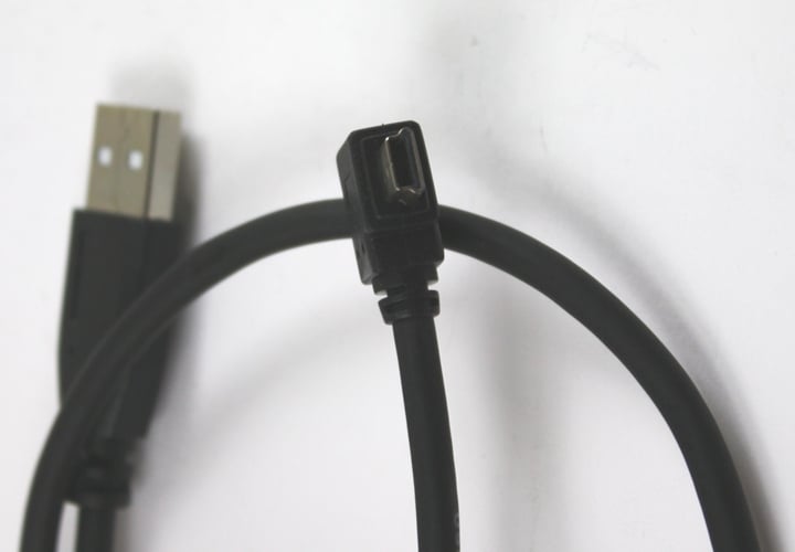 USB <> Mini-USB haakse data/laadkabel 50cm