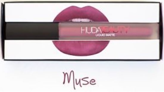 https://media.myshop.com/images/shop5876700.pictures.Huda-lipstick-rozepaars-matte-muse.medium.jpg