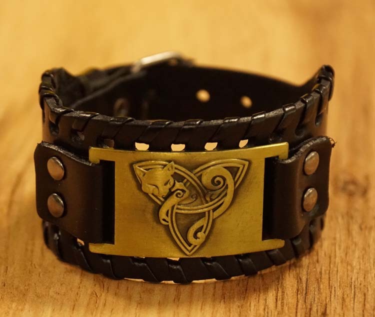 Leren armband  " Keltische kat " zwart