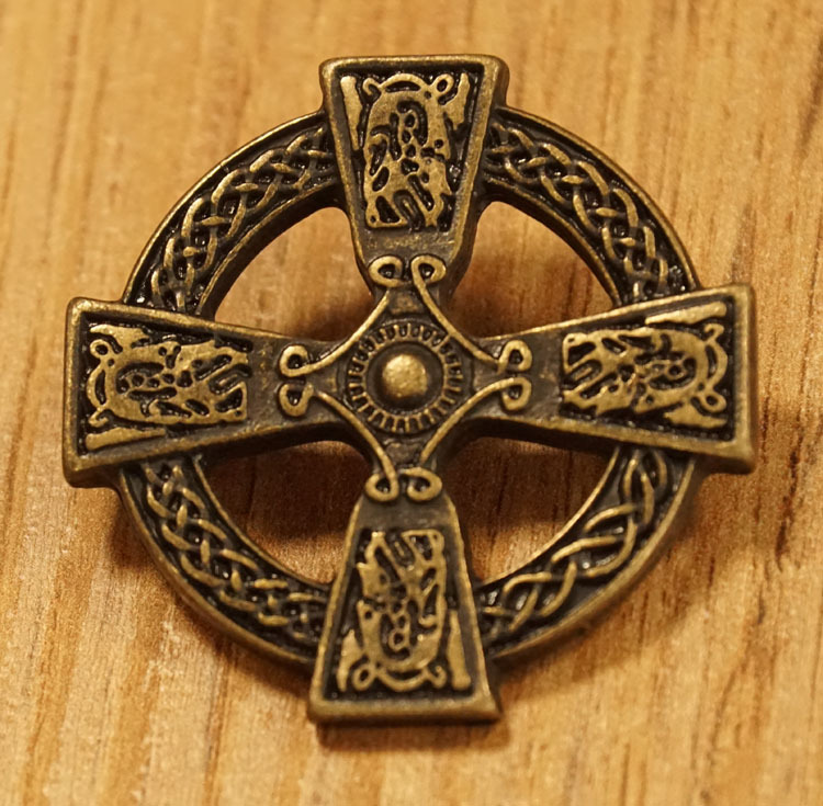 Concho  " Keltische kruis op wiel "  koperkleurig
