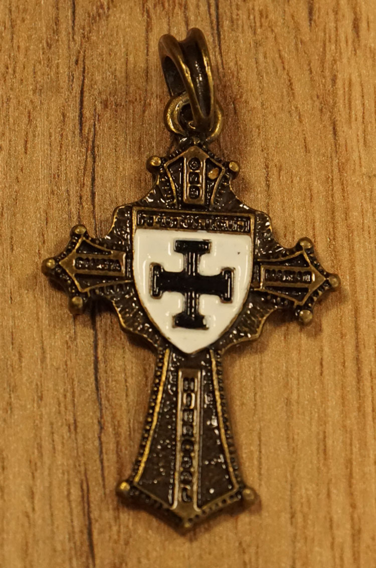 Hanger  " Riddelijke kruis "  bronskleurig