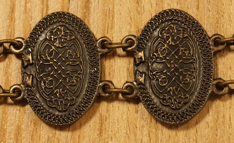 Middeleeuwse armband " Keltische knopen " bronskleurig