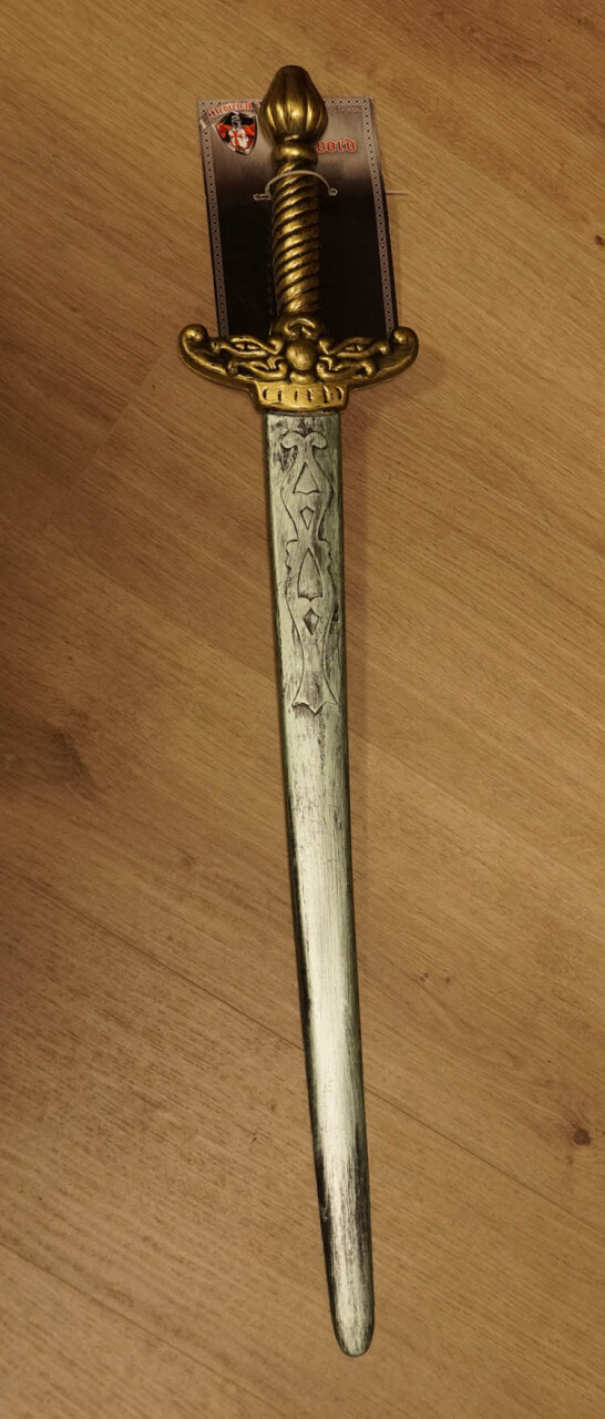 Middeleeuwse zwaard " Sierwerk " nikkel-  / koperkleurig