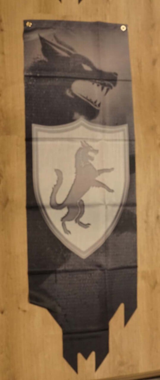 Banner " Weerwolf " grijs